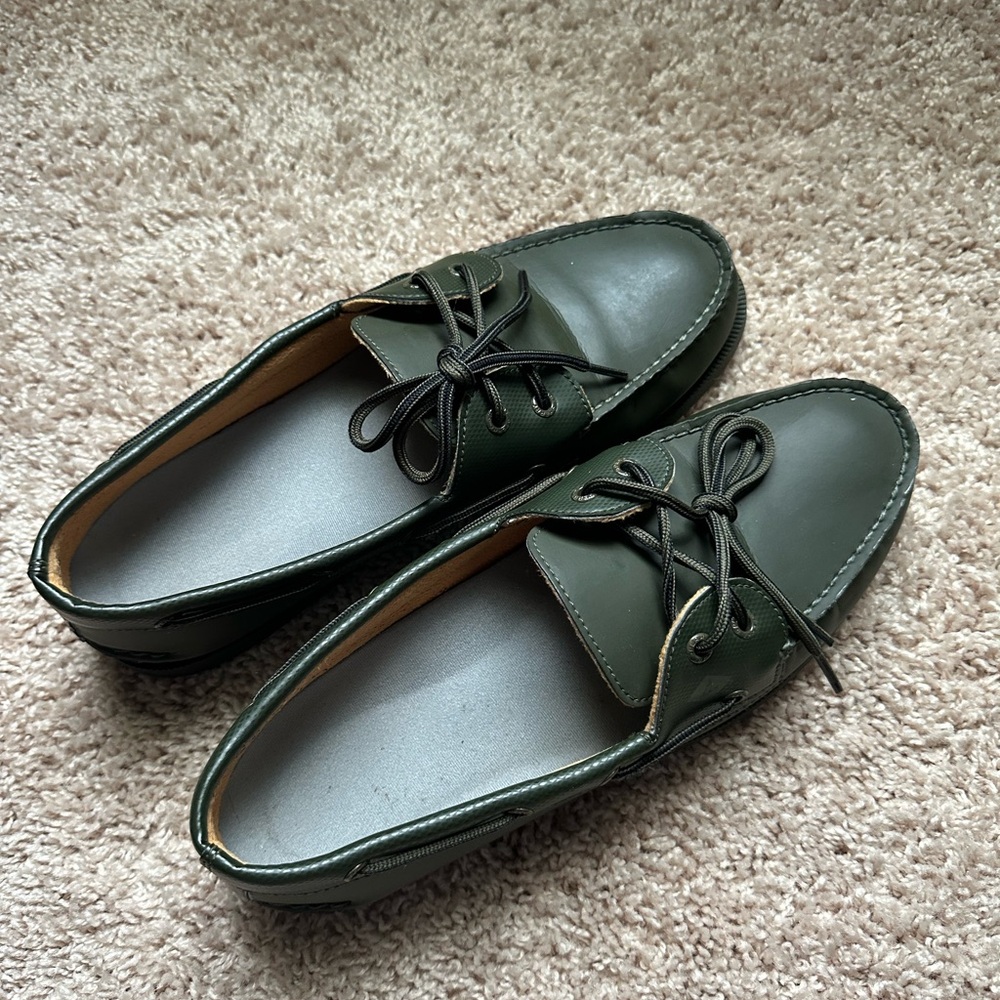 Sperry green Boat Shoes with Laces